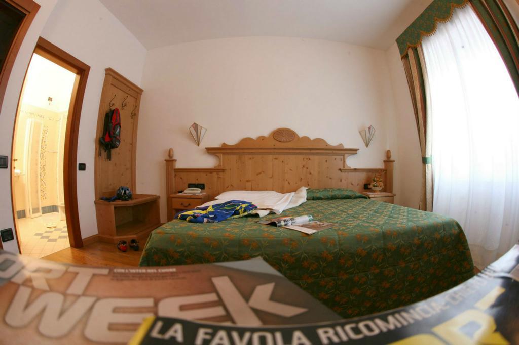 Hotel Daniela Levico Terme Exteriör bild